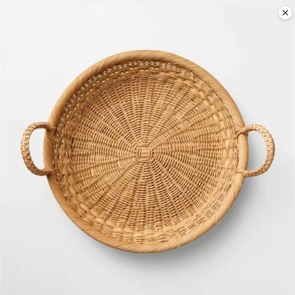 Studio Magee Round Basket With Two Handles 18" Diameter Handwoven Tray- NWT - Picture 3 of 8